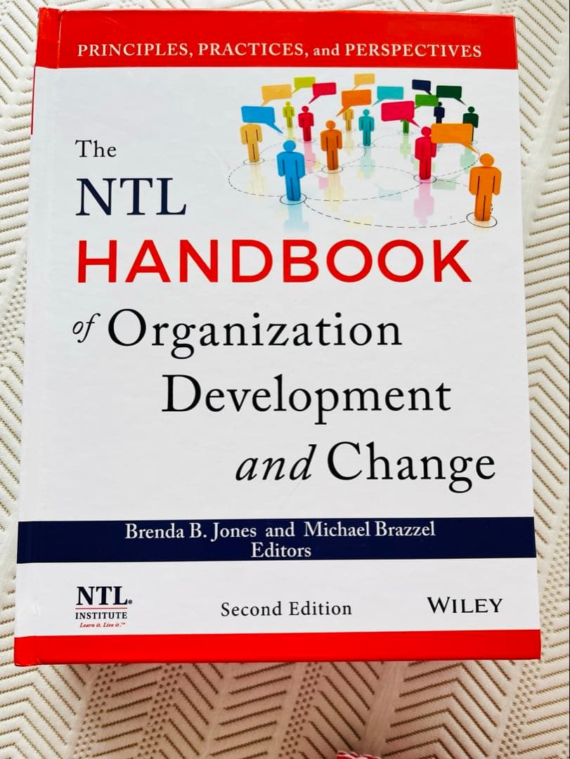 【ほぼ未使用・美品】NTL組織開発と変革ハンドブック英語版 専門書Wiley出版 ほぼ未使用・美品】NTL組織開発と変革ハンドブック英語版 専門書Wiley