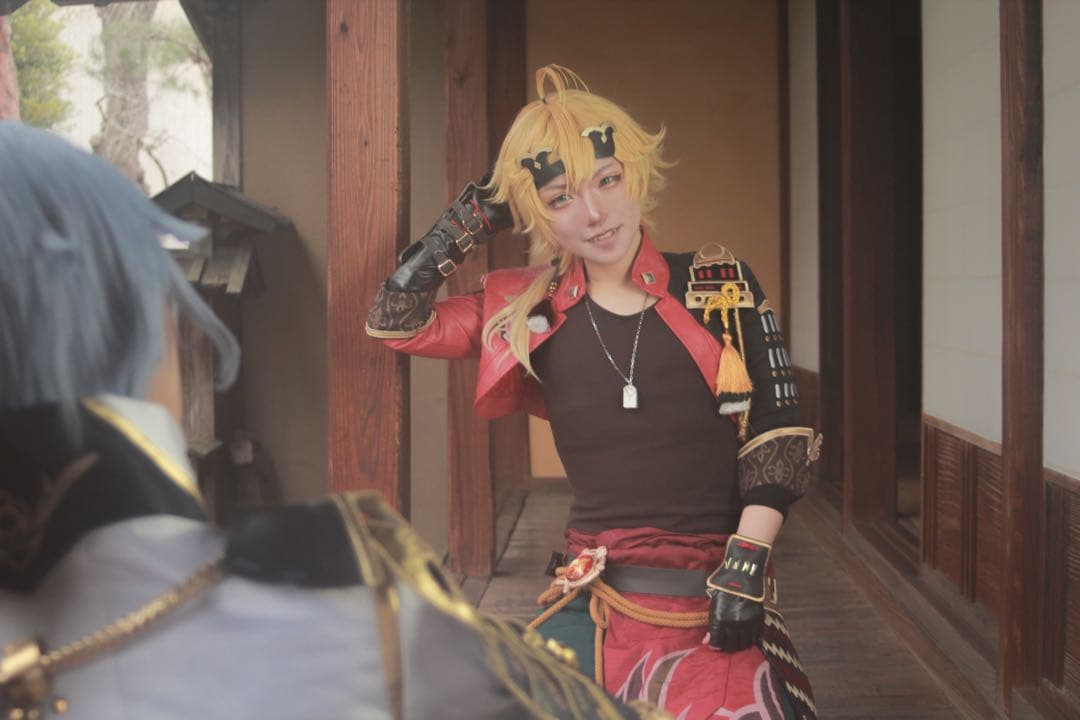 三分妄想 【販売終了商品】原神 トーマ 衣装 靴 ウィッグ - コスプレ