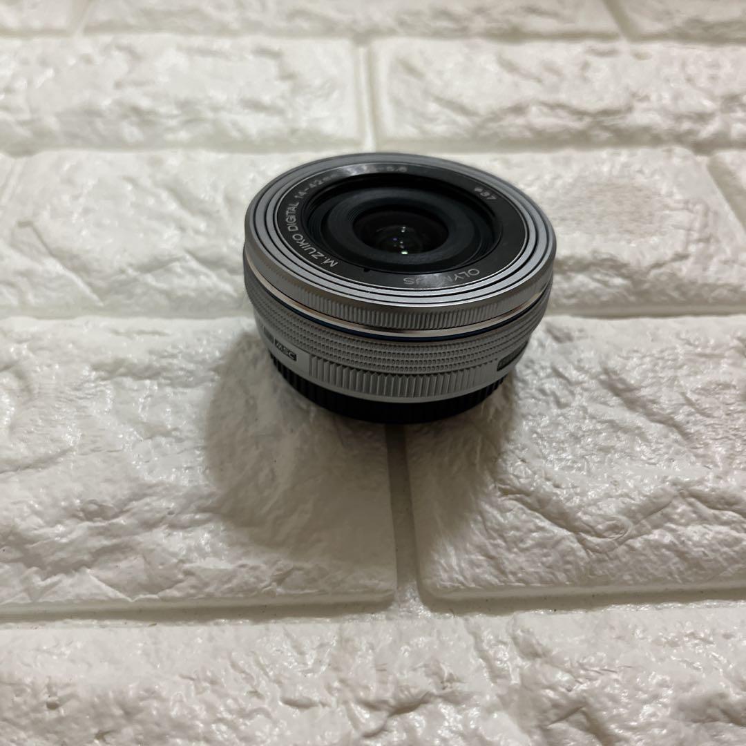 レンズ(ズーム) M.ZUIKO DIGITAL 14-42mm F3.5-5.6 EZ ED