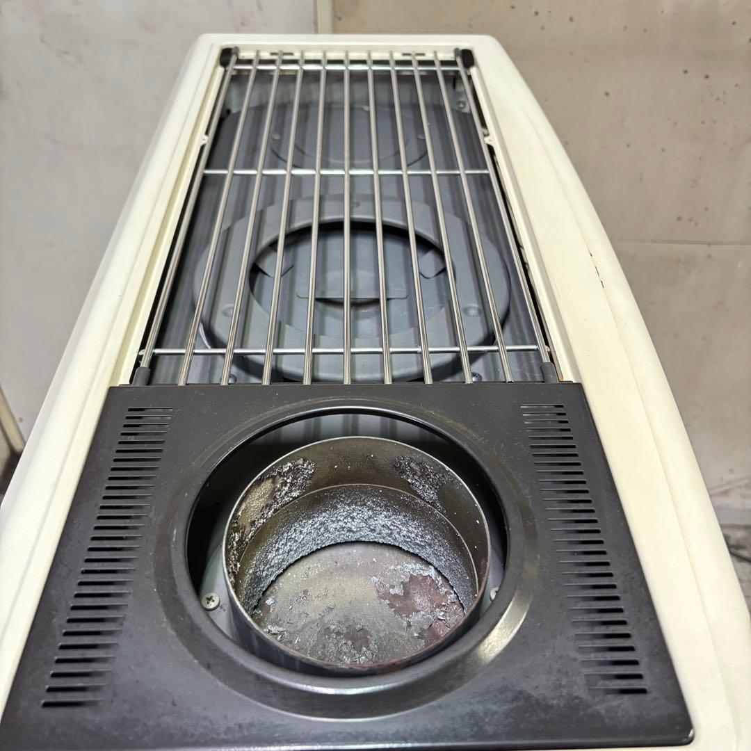 煙突型石油ストーブ サンポットKSH-709KC K 2012年製