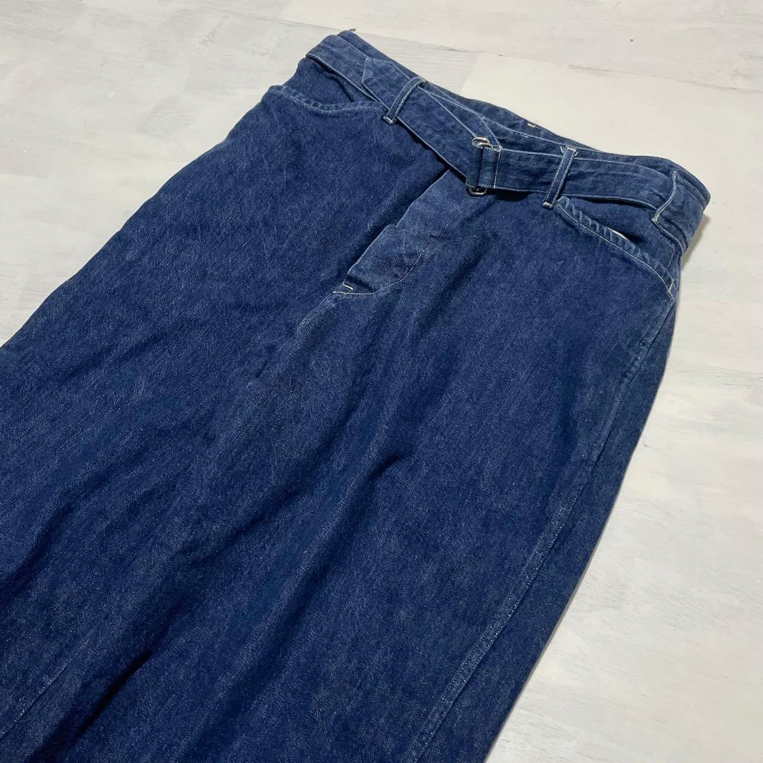 名作 COMOLI ベルテッド ワイド デニム パンツ インディゴ - メルカリ