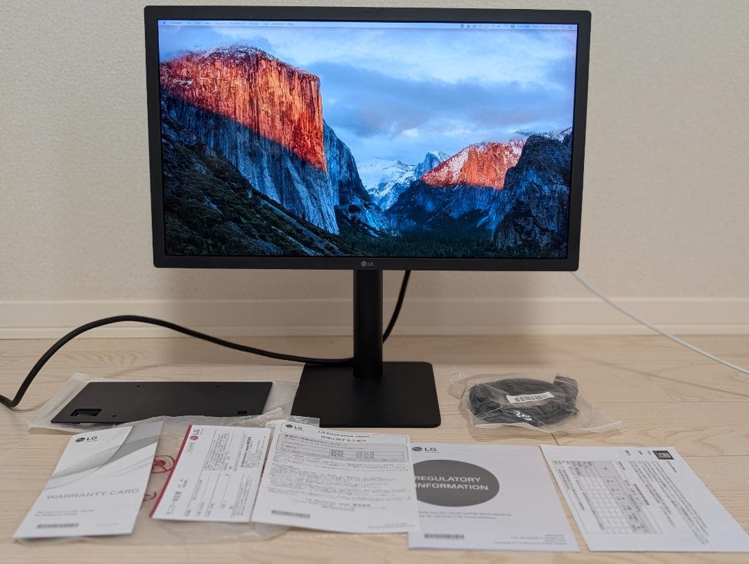LG UltraFine 4K Monitor ‎22MD4KA 21.5インチ LG 22'' Class UltraFine™ 4K IPS LED Monitor (21.5'' Diagonal