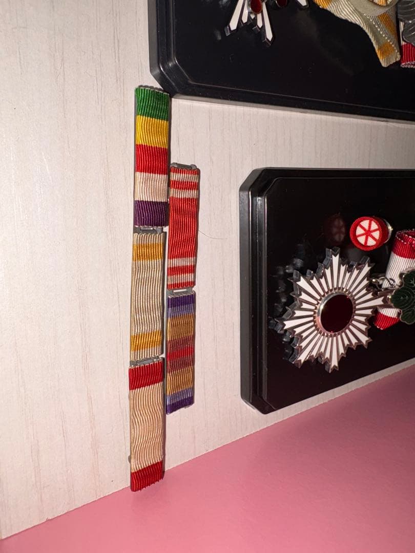 最後の写真をご覧ください。　勲章セット・バラ販売可•要相談《バラ購入価格相談品》