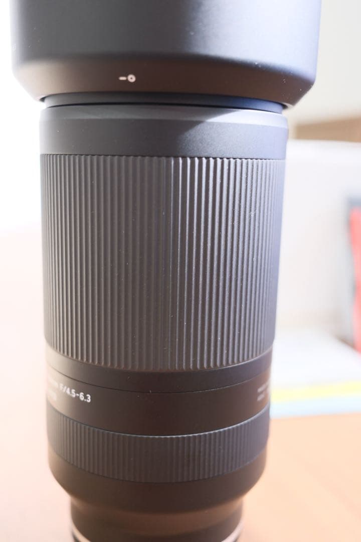 タムロン　70 - 300 mm F4.5-6.3 Di Ⅲ RXD