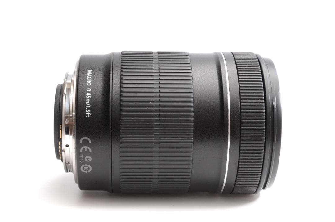Canon EF-S 18-135mm F3.5-5.6 IS ズームレンズ