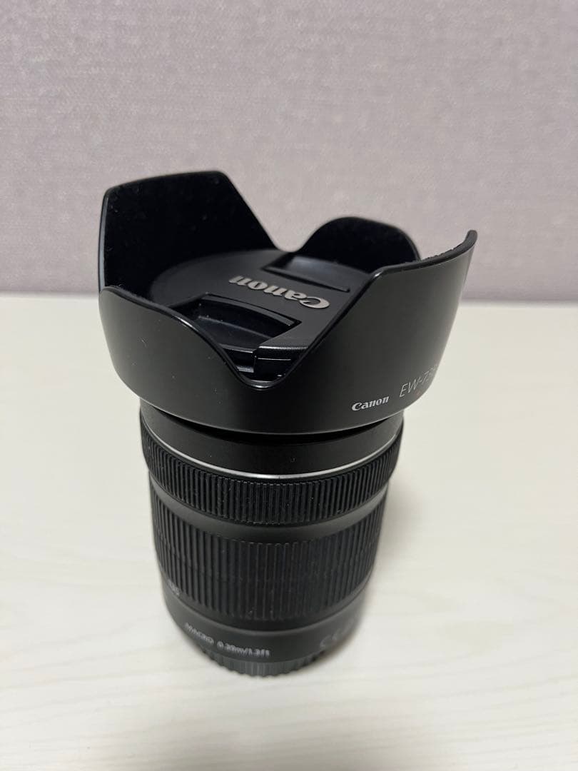 Canon　EFS18-135mm F3.5-5.6 IS STM