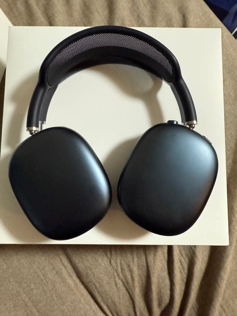 【美品】AirPods Max スペースグレー｜使用回数20回ほど・付属品あり AirPods Max - スペースグレイ（MGYH3J）| au Online Shop（エーユー