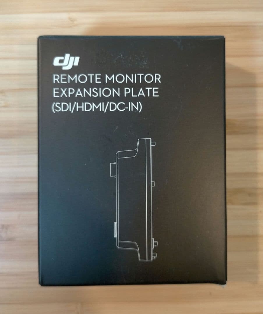 DJI 遠隔モニター 拡張プレート (SDI/HDMI/DC-IN) 黒 DJI 遠隔モニター 拡張プレート (SDI/HDMI/DC-IN)購入 - DJI Store