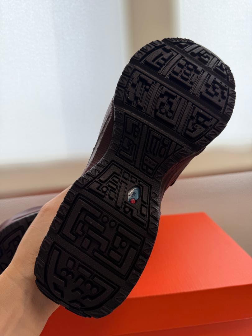 りん　NIKE エアマックス　フェノナメ　ローファー　24.5cm