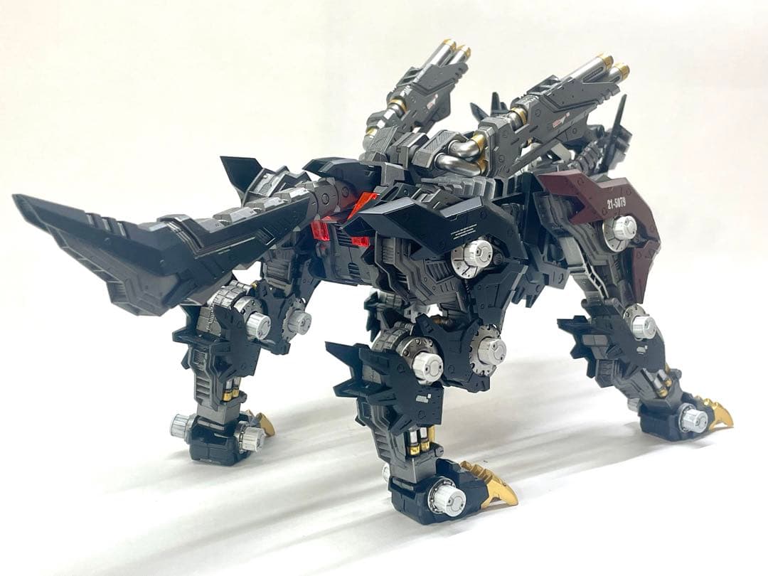 HMM RZ-053 ケーニッヒウルフ アーバイン配色 全塗装 完成品 - メルカリ