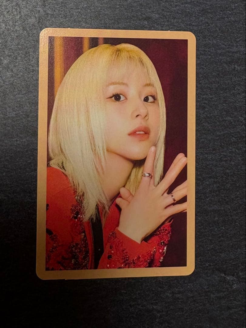 TWICE チェヨン Perfect World ハイタッチ トレカ⑤