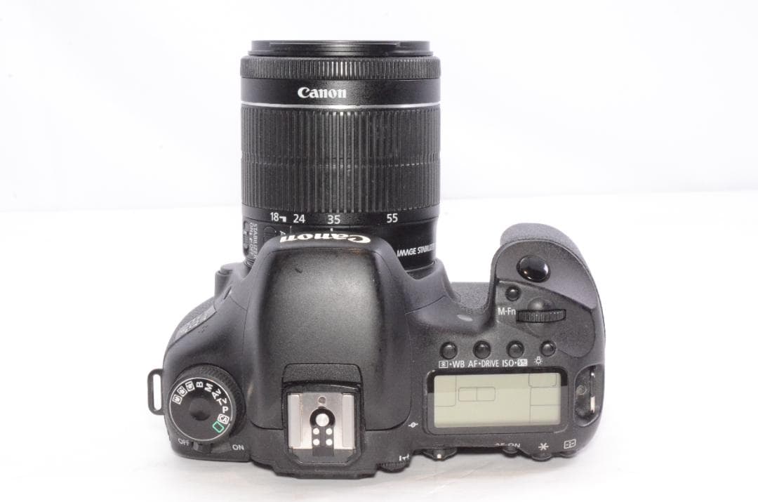 デジタルカメラ Canon EOS 7D/EF-S 18-55mm F3.5-5.6/BG-E7
