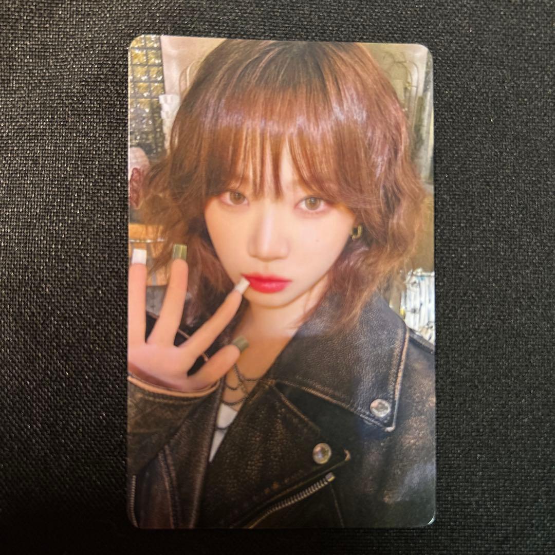 LE SSERAFIM DIFFERENT チェウォン通常盤＆hmvラキドロ付き - メルカリ