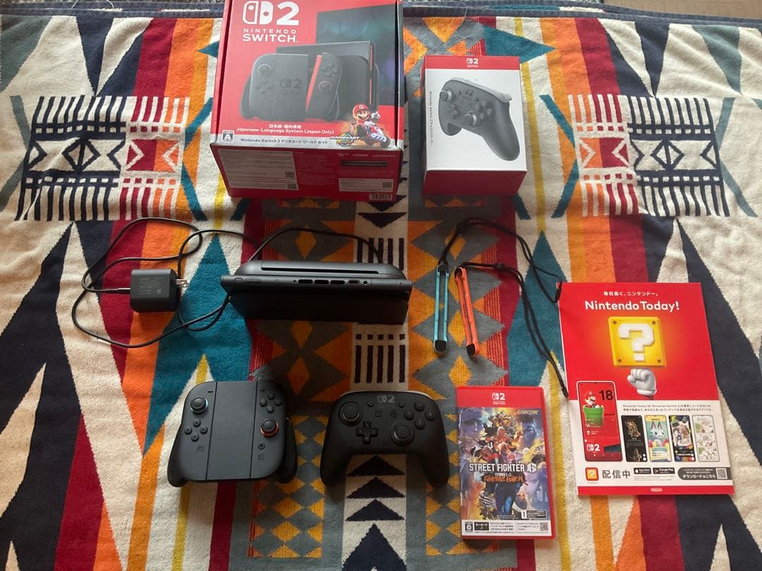 【定価以下】Nintendo SWITCH 2 (マリカ)+ PROコン+スト6 Amazon.co.jp: マリオカート ワールド -Switch2 +【任天堂純正品