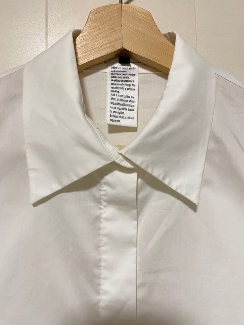 MmmO様専用です。新品タグ付き Sov. ソブ ホワイト シャツブラウス 38
