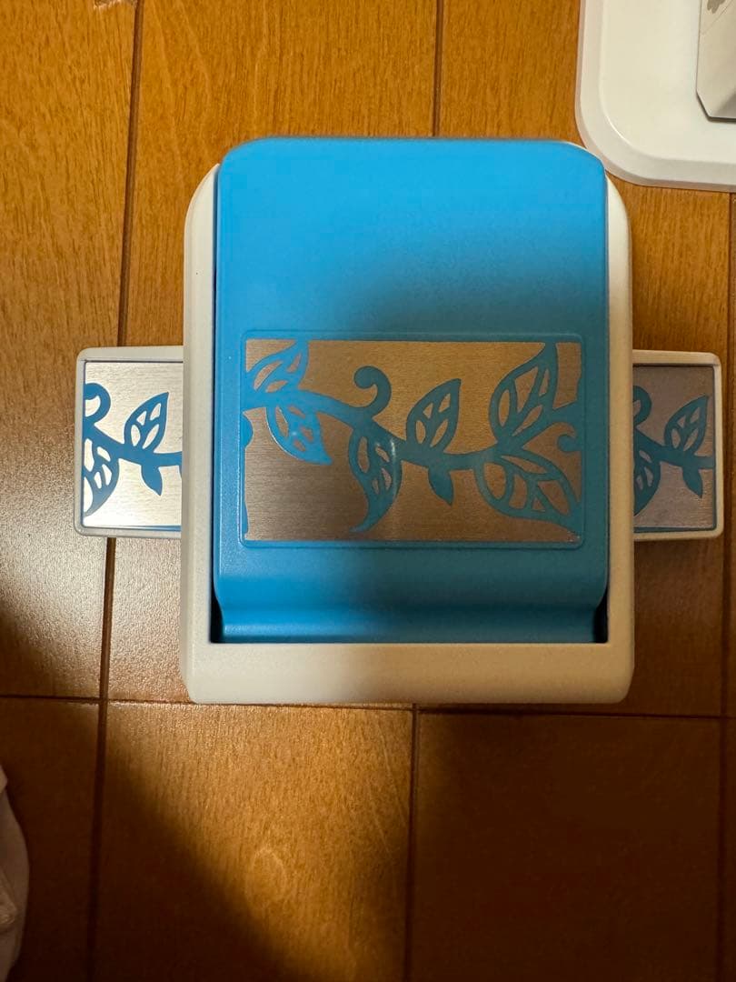 完売品 クリエイティブメモリーズ パンチ - メルカリ