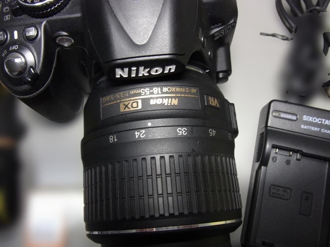 130 Nikon D3100 デジタル一眼レフ レンズバッテリー充電器送料込み