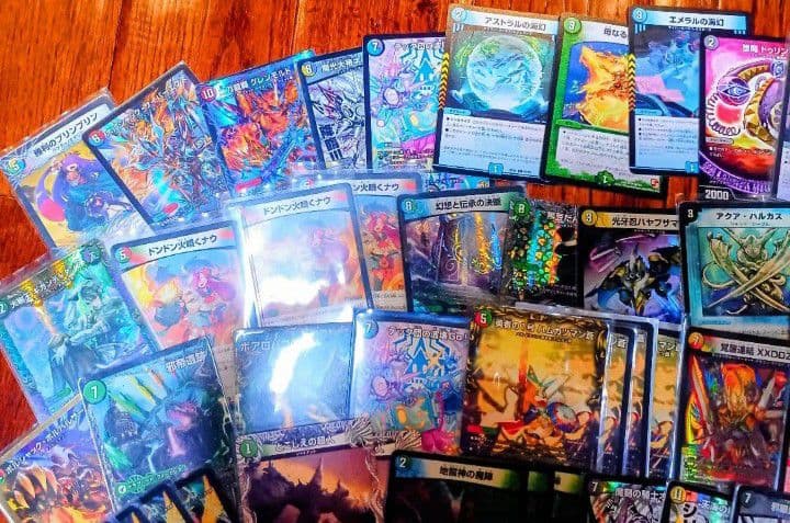 デュエマ まとめ売り 引退品 大量 2.5㎏ 約1500枚 デッキパーツ