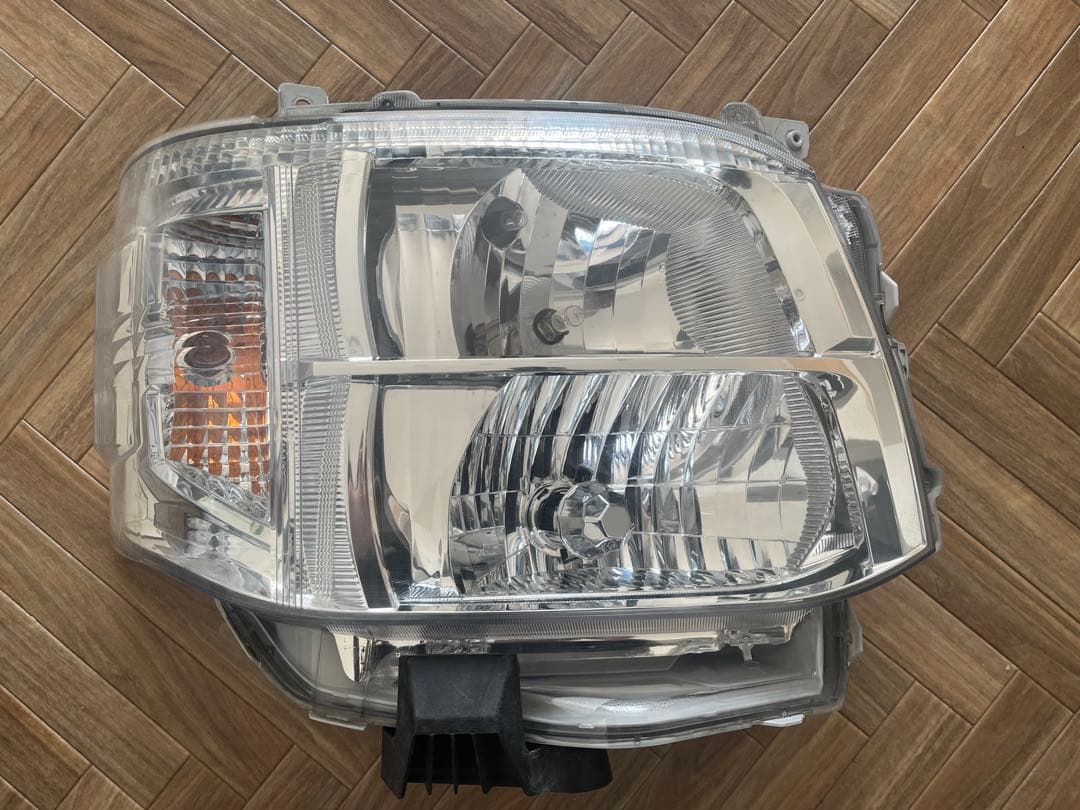 ハイエース3型後期　トヨタ純正　ヘッドライト 左右 ハイエース 送込 トヨタ 日本光軸 DEPO ヘッドライト 左右 セット 200