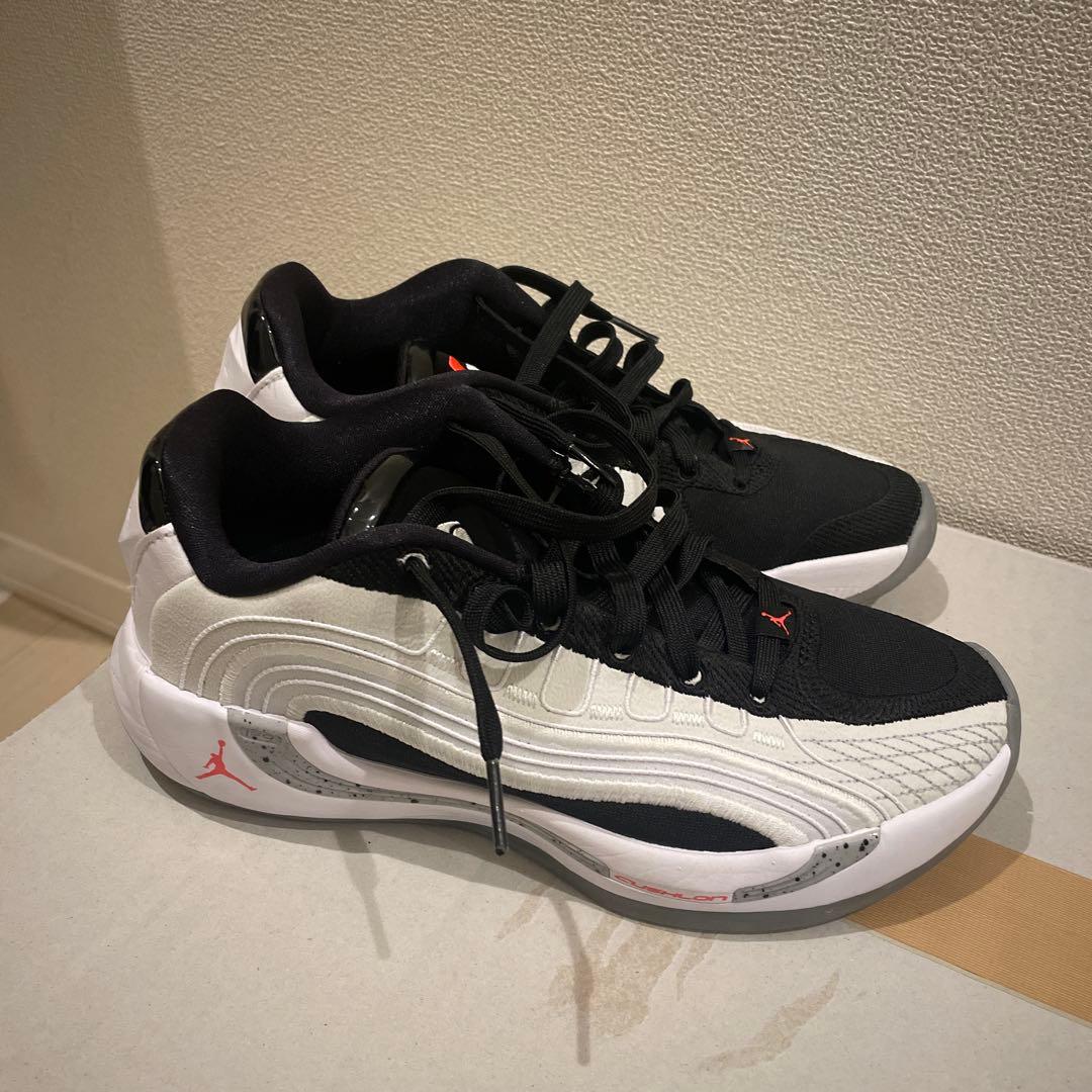 Jordan luka4 セメントホワイト 25.5cm