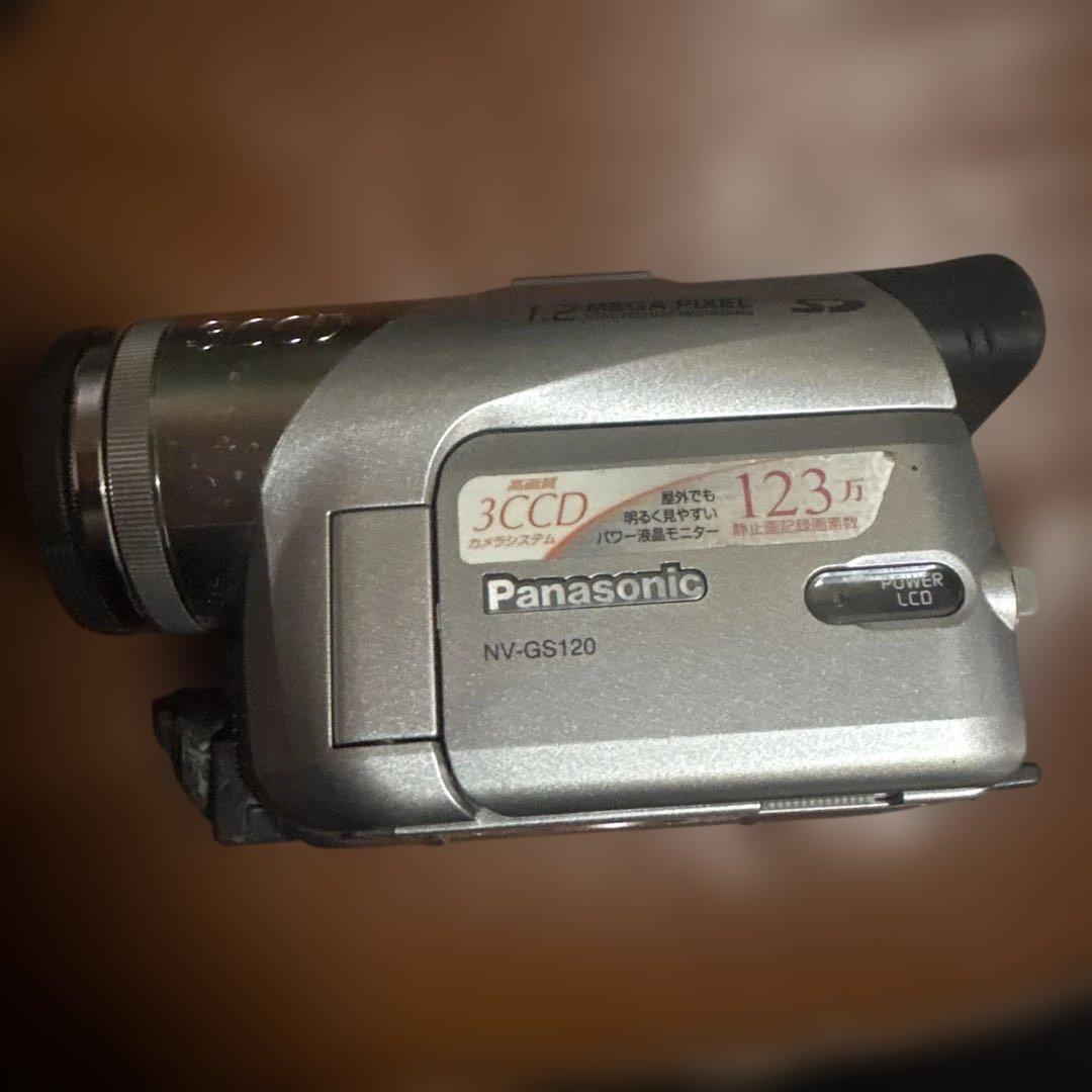 Panasonic NV-GS120 カメラ 充電器 付属品付き - メルカリ
