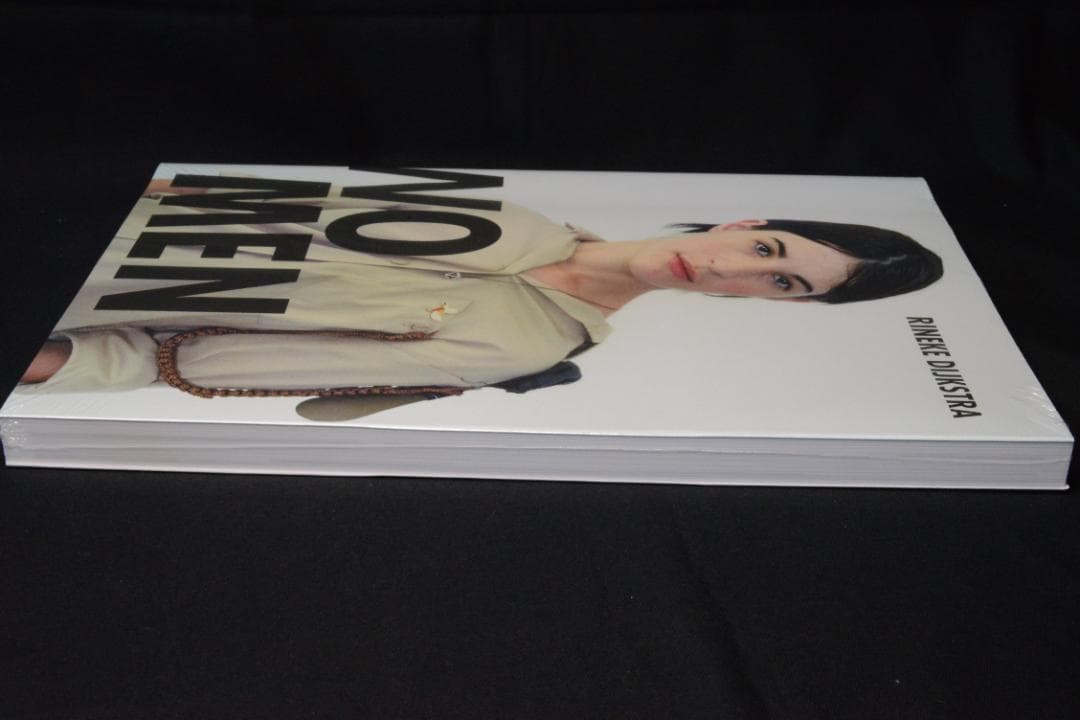 【Rineke Dijkstra：WO MEN】　★★大幅に値下げしました