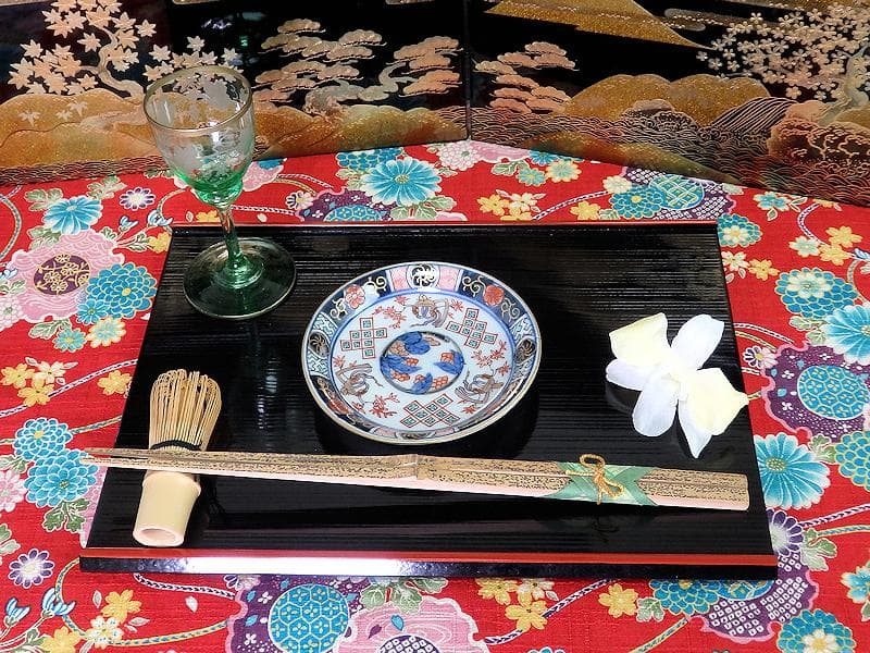 古伊万里 金襴手 烏帽子に紅葉の図 豆皿 手塩皿 2枚 E201AS-CPw