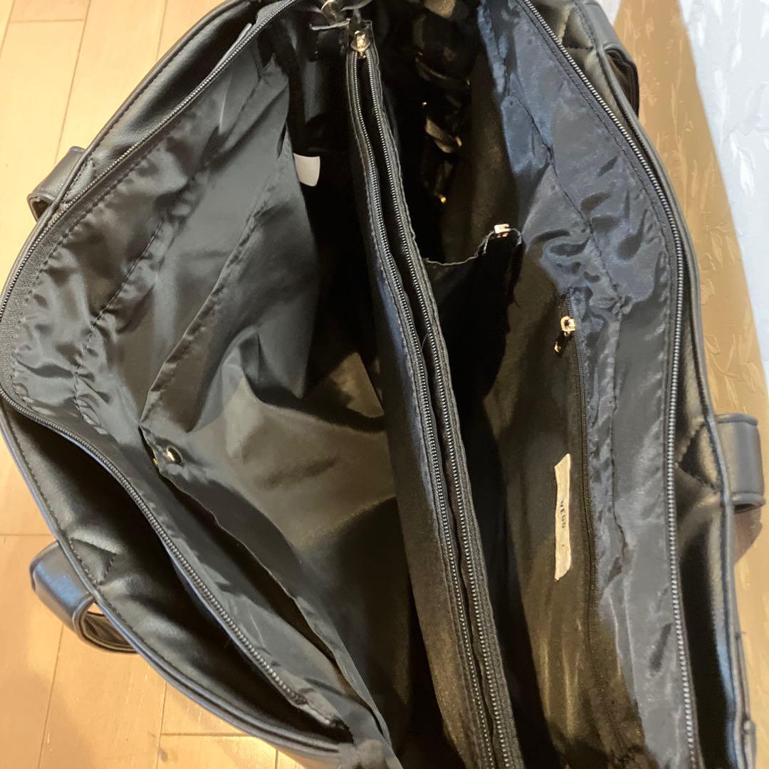 莉犬くん 痛バッグ 缶バッジ56個 キャラクタークリアポケット付き