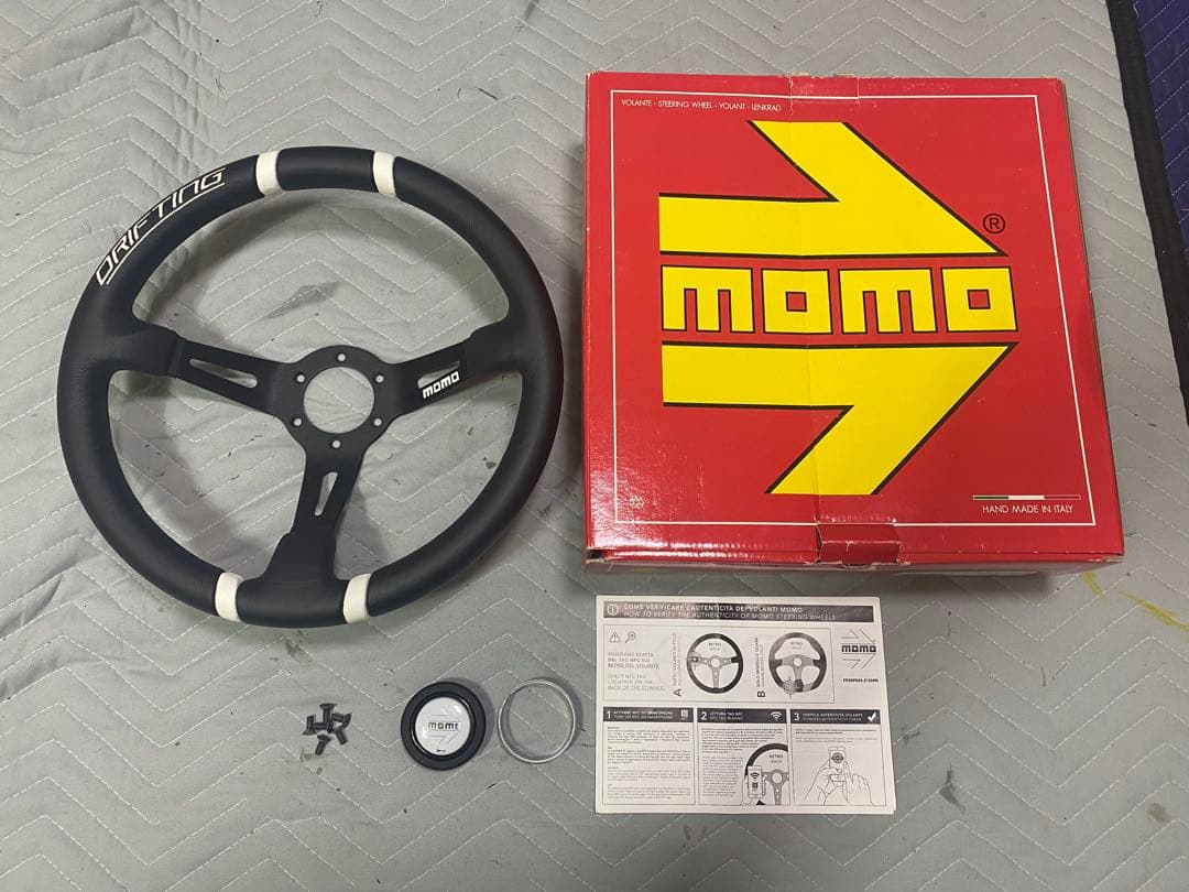 モモ　momo DRIFTING ステアリングホイール 350mm DRIFT PINK RIBBON 350mm（AL-04)