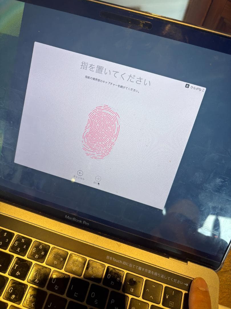 MacBook本体 MacBookPro2019 13inch 2.4Ghz