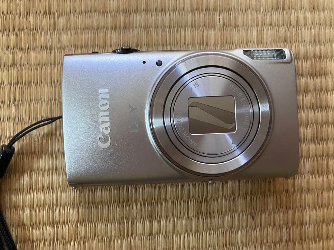 Canon IXY 650 シルバー
