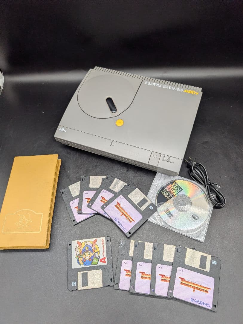 【外装比較的綺麗】FM TOWNS MARTY2 本体　現状品 富士通「FM TOWNS MARTY モデル2」のオーバーホール品、外箱もあり