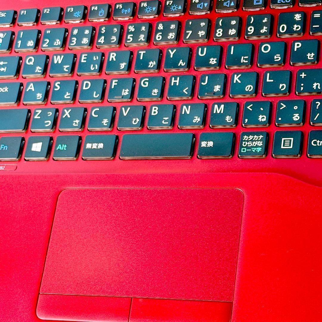 美品レッド！Corei7・メモリ8GB・SSD・ブルーレイ・ノートパソコン