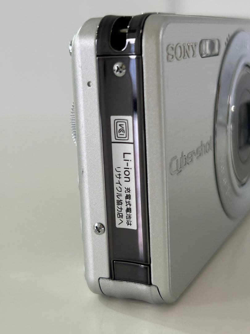 Sony Cyber-shot DSC-W120 シルバー 7.2MP