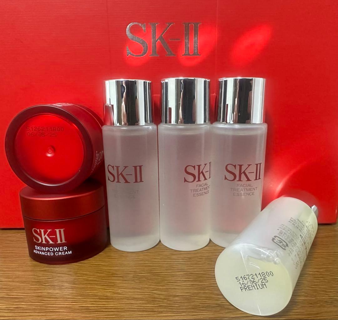 SK-II化粧水30ml×4本とスキンパワー アドバンスドクリーム15g×2個 sk104n-100.jpg
