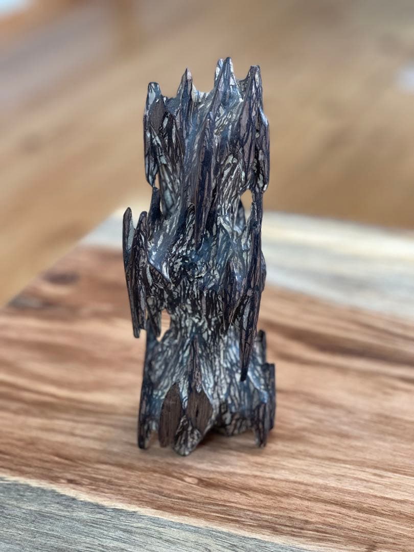 ベトナム産置物　223.5g 香木　材質不明