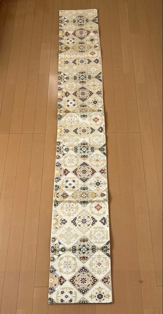 袋帯 西陣錦織 正絹 菱文 松竹梅 桐 菊など ベージュ系 控えめ金 長尺