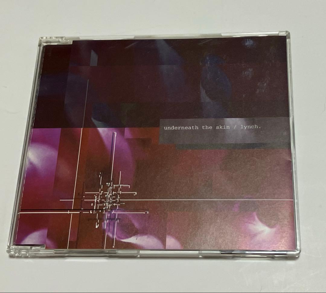 lynch. underneath the skin 葉月 lynch.
