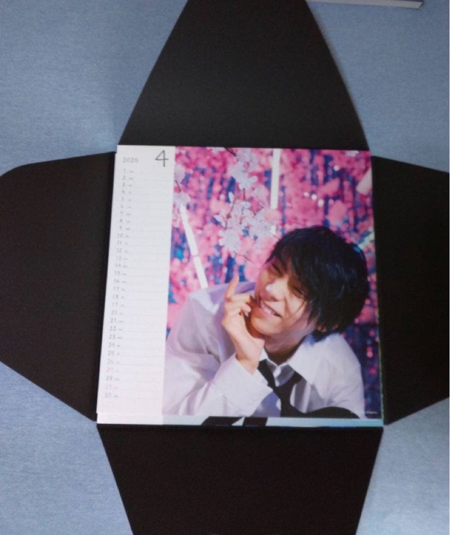 完全受注生産】羽生結弦 写真集 Tai スペシャルBOX - メルカリ