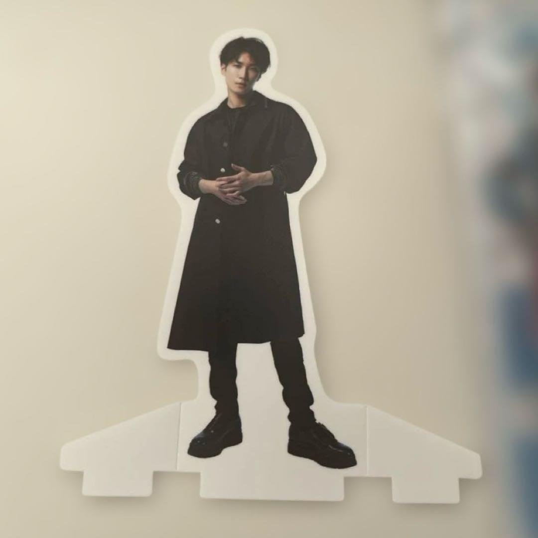 新品未使用未開封】SnowMan 渡辺翔太 アクスタ 缶バッジ ステッカー