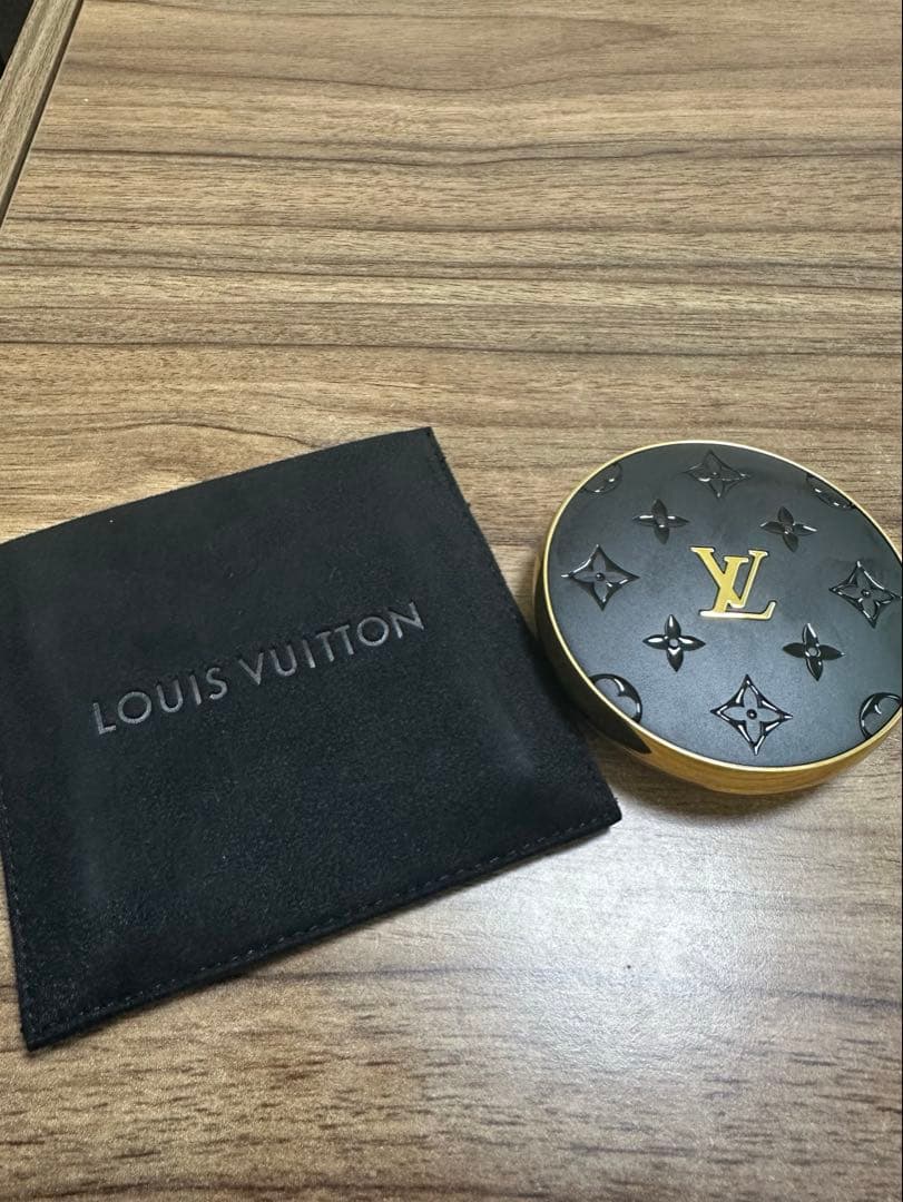 ね*ね様 Louis Vuitton アイシャドウパレット - アイシャドウオリジナル