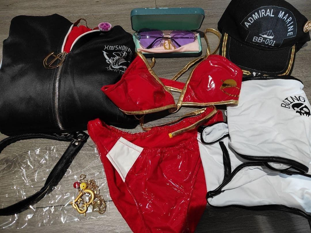 ホロライブ　宝鐘マリン　コスプレ衣装2着セット　ウィッグ付き ホロライブ 宝鐘マリン コスプレ衣装2着セット ウィッグ付き hololive