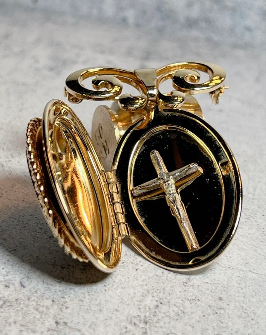 アンティーク ロケット 十字架 ブローチ クロス 薔薇 イエスキリスト