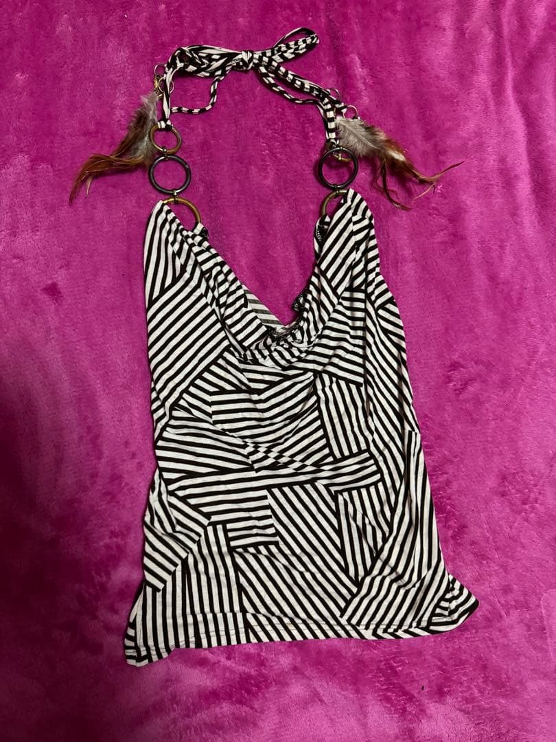 d.i.a ストライプ柄 背中ガン開きキャミソール - メルカリ