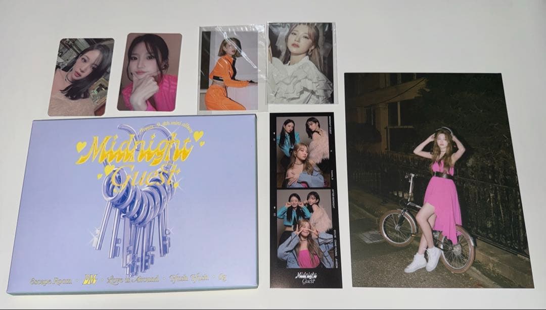 fromis_9 CD4種10枚 直筆サイン特典、フォトカード、ポスター付 - メルカリ