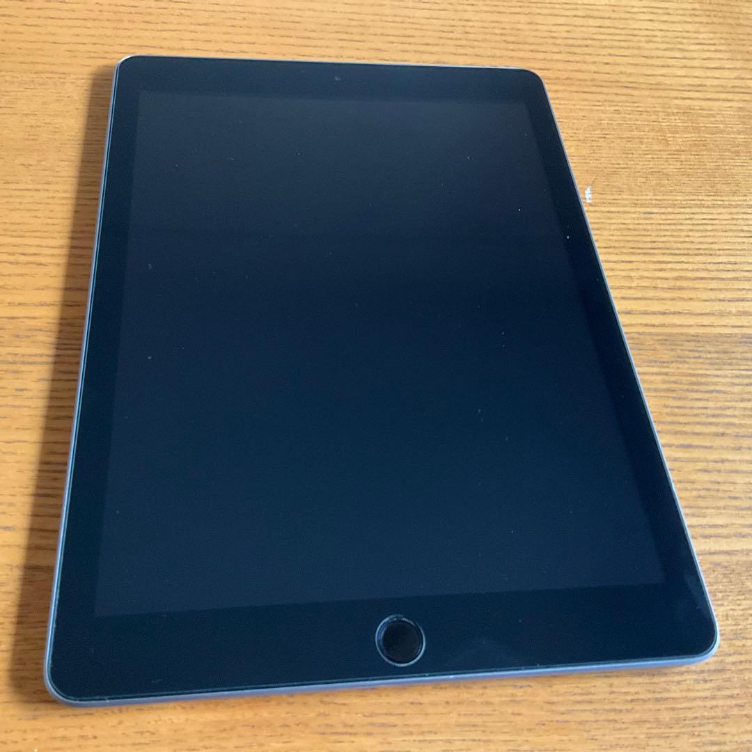 iPad 第6世代　スペースグレー Amazon.co.jp: 【整備済み品】 Apple iPad (第6世代) Wi-Fi +