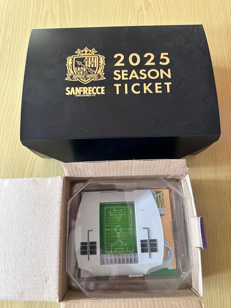 カープ 新井監督・黒田博樹ボブルヘッド、エディオンピースウイング