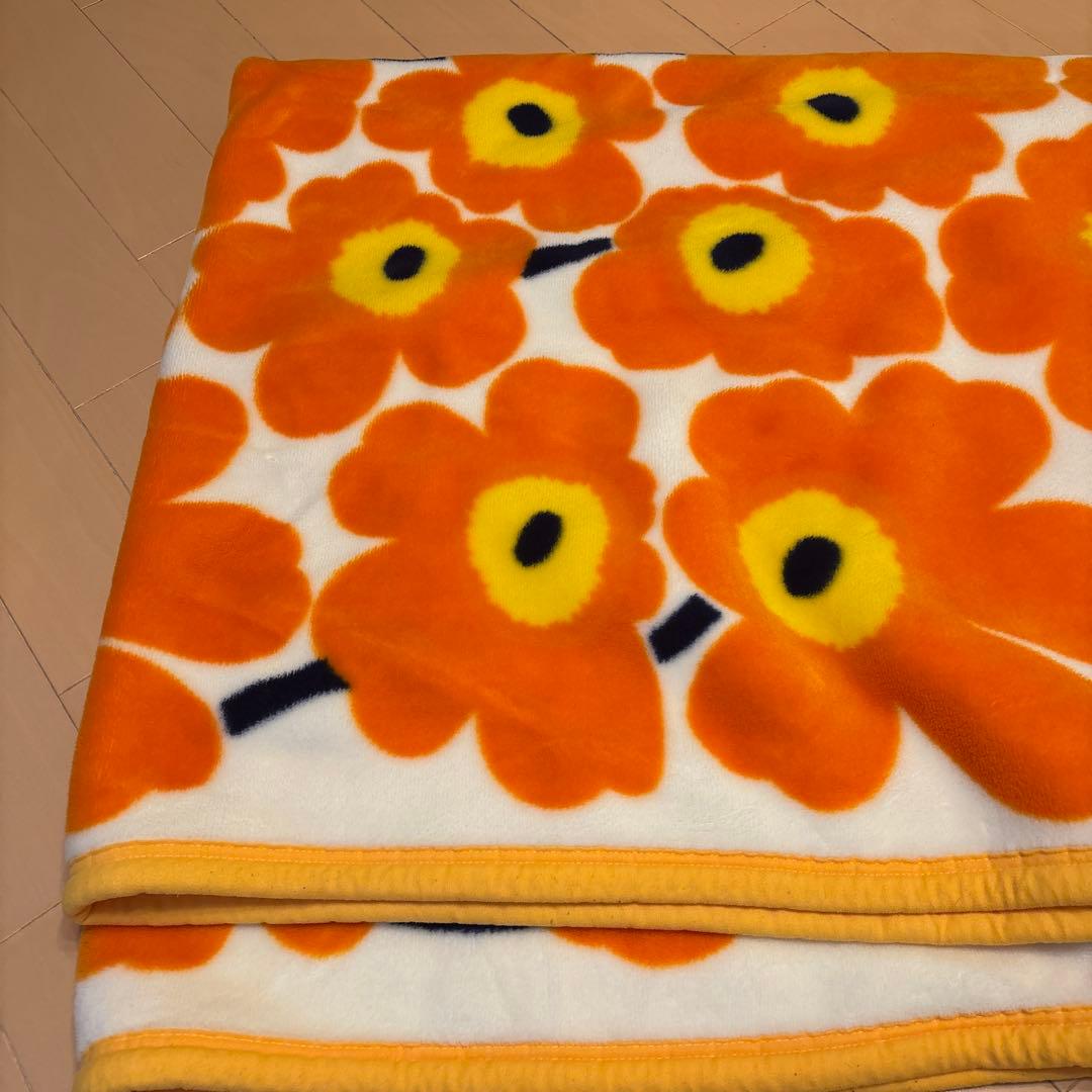 マリメッコ シングル毛布 西川 ウニッコ 柄 オレンジ - メルカリ