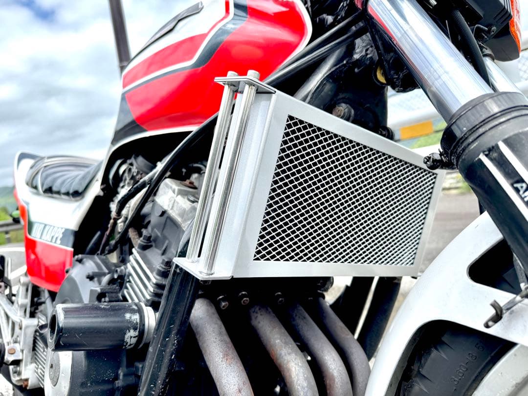 ラジエーターカバー ジェイド250 かっぺ 空冷オイルクーラーのような