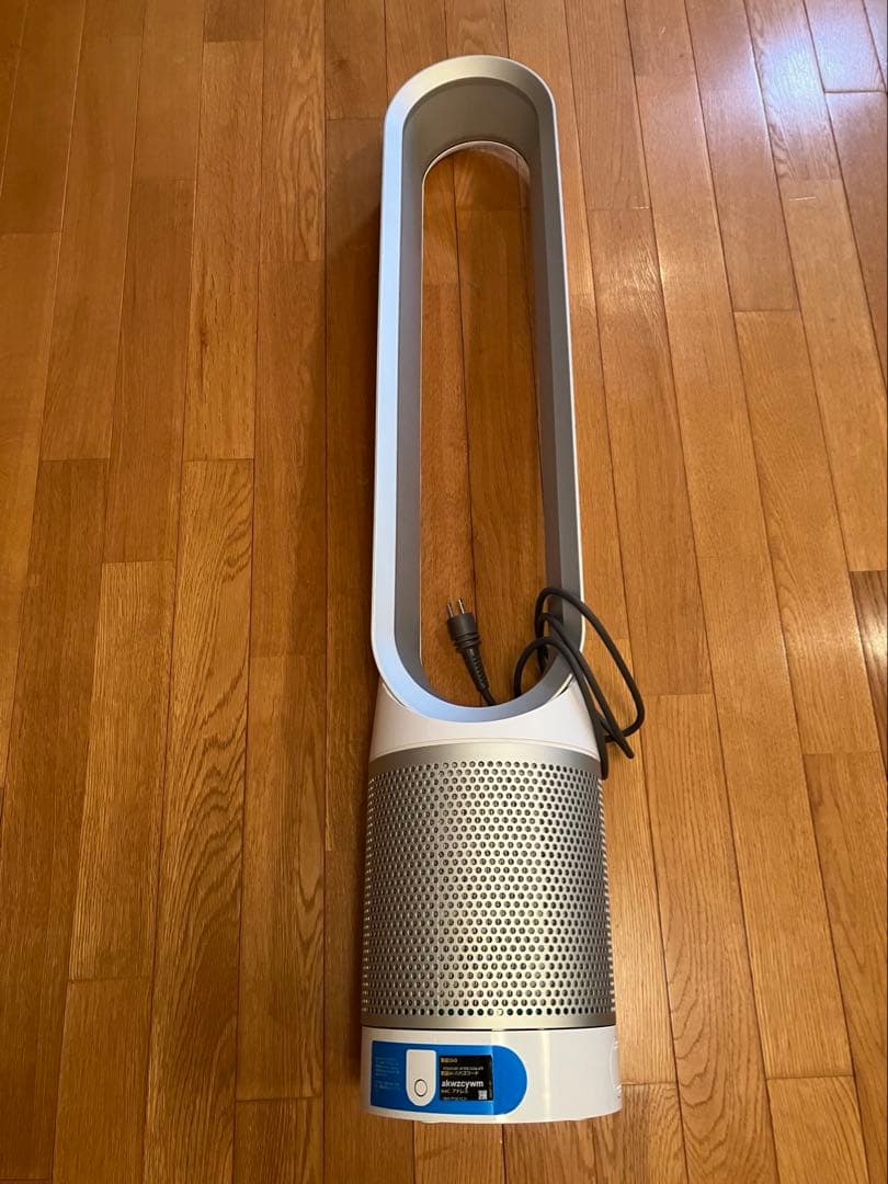 お値引き　ダイソンTP03 タワー型扇風機 取説￼付　2021年製 お値引き ダイソンTP03 タワー型扇風機 取説￼付 2021年製 お値引き